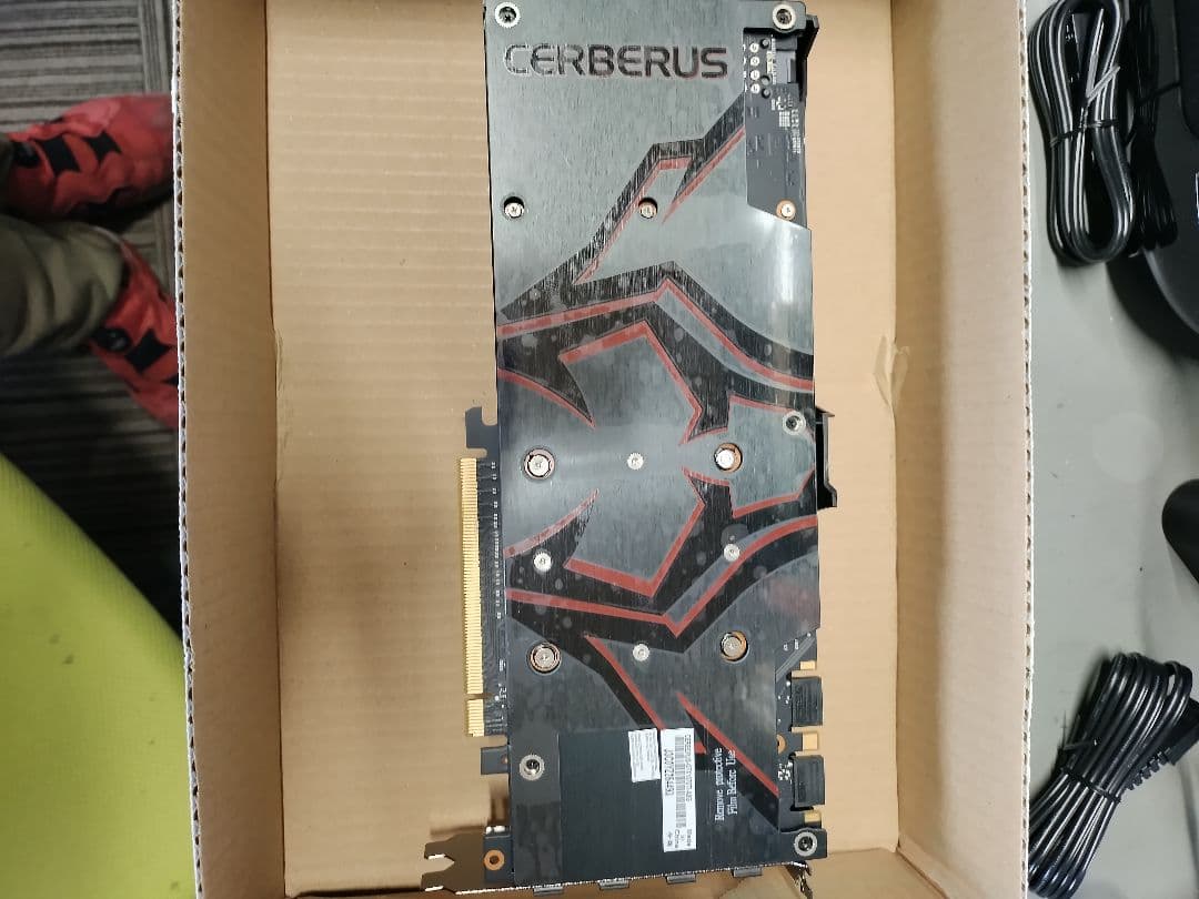 GTX1070Ti CERBERUS グラフィックボード　asus美品