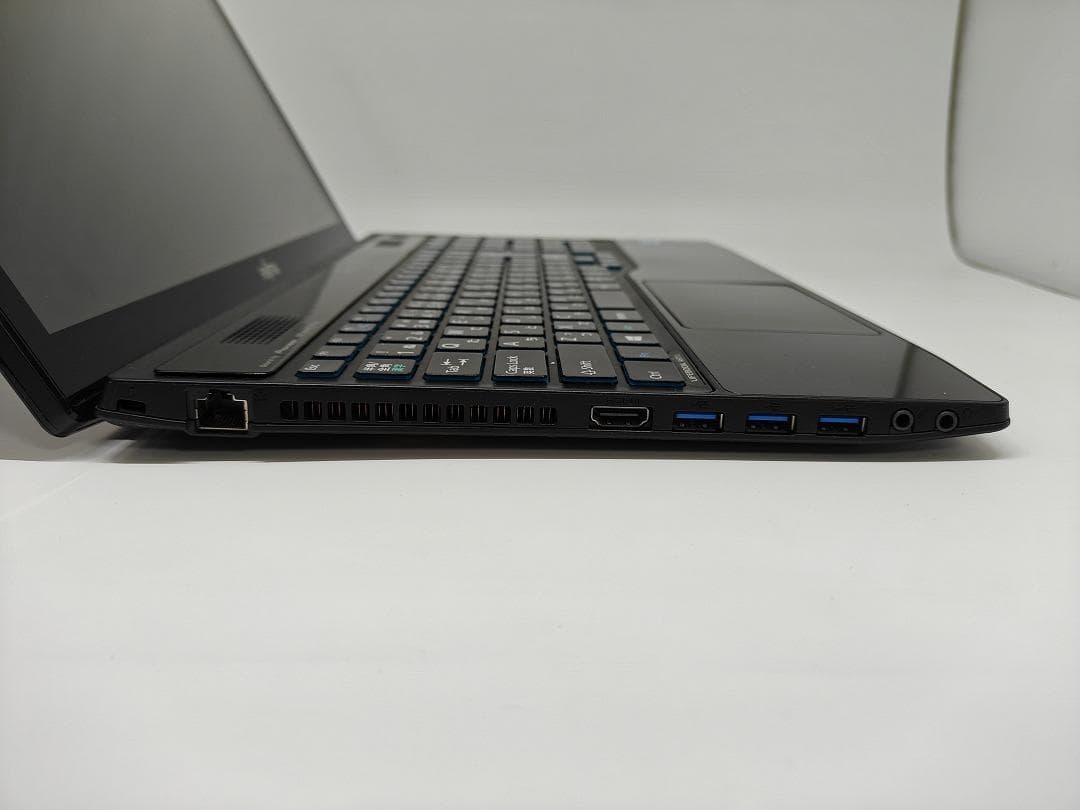 【富士通】爆速 Corei7/SSD256GB ノートパソコン 8GB F6