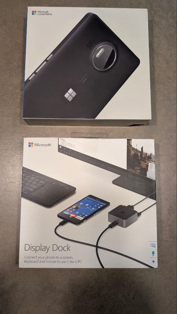 Microsoft Lumia 950XL Display Dock 美品 レア