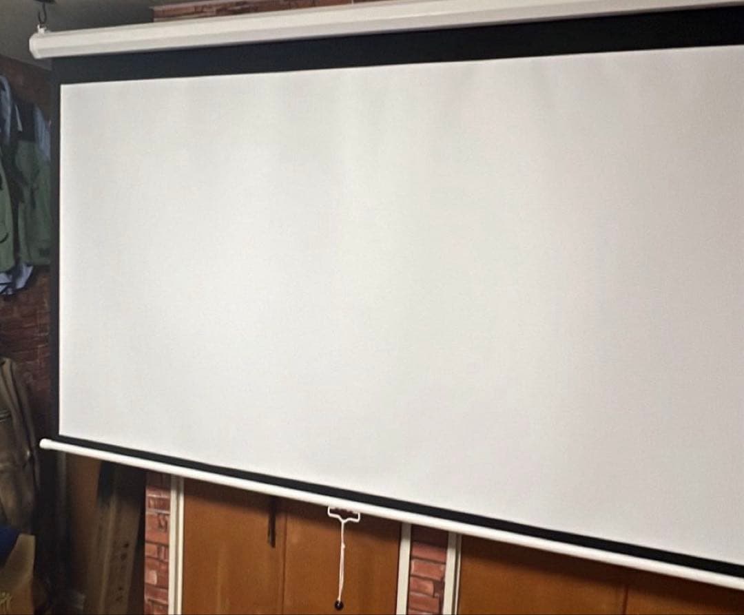 初心者セットhaloプロジェクター本体・スクリーン84インチ16:9 スタンド付