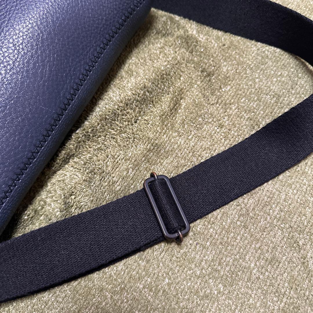 極美品【NAOTO SATOH】スクエアボディバッグ