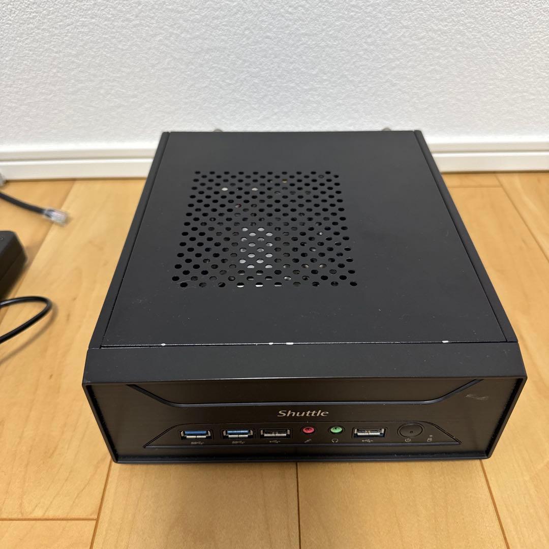 ミニPC Shuttle XH110G