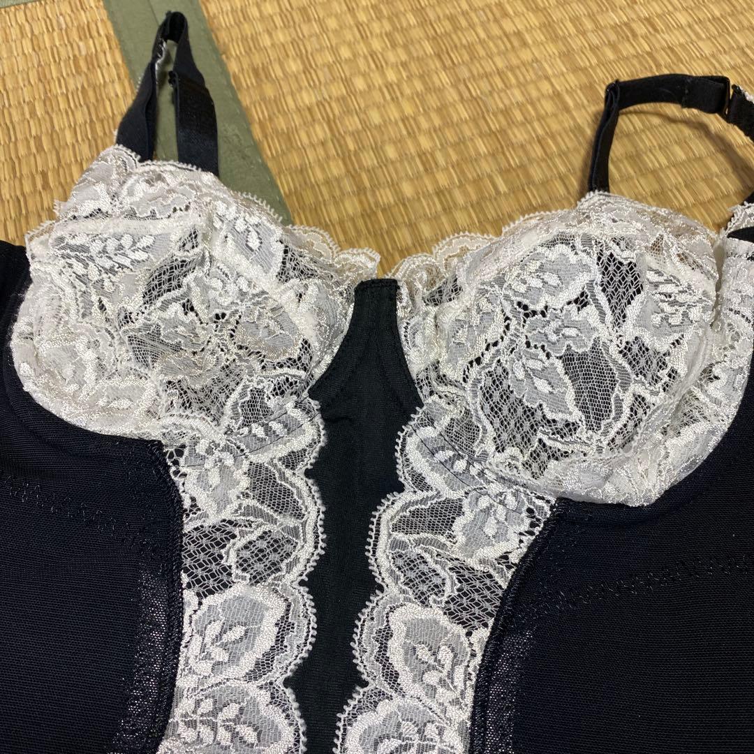 グラントイーワンズ　TバックボディスーツD80L