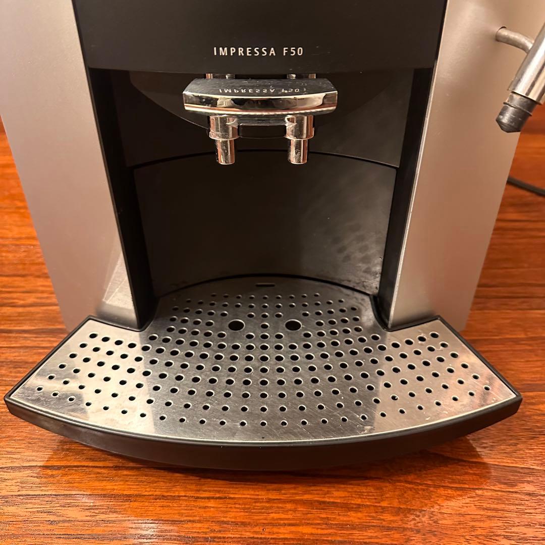Qoo90　エスプレッソマシン impressa F50