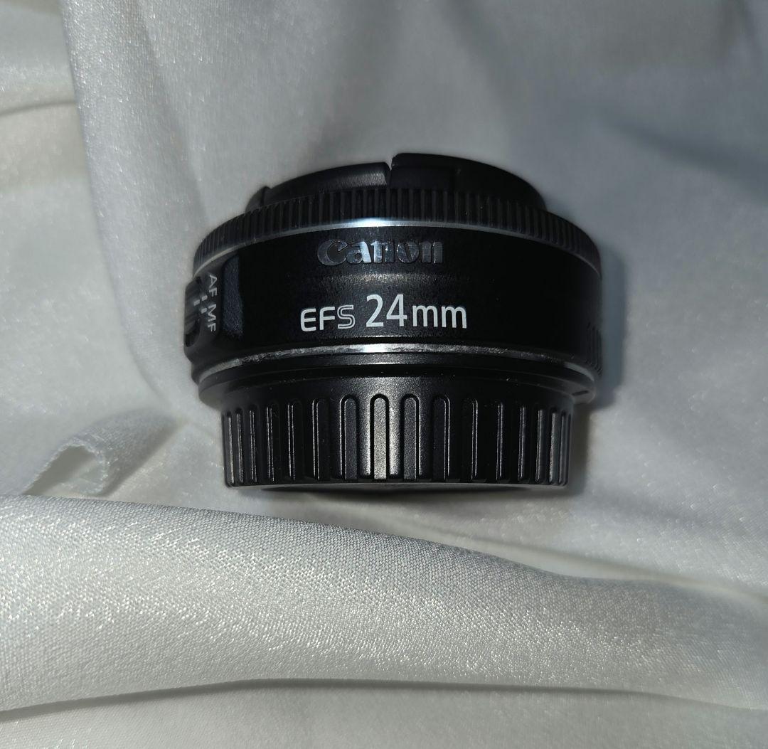 Canon EF-S 24mm f/2.8 STM レンズ 単焦点レンズ