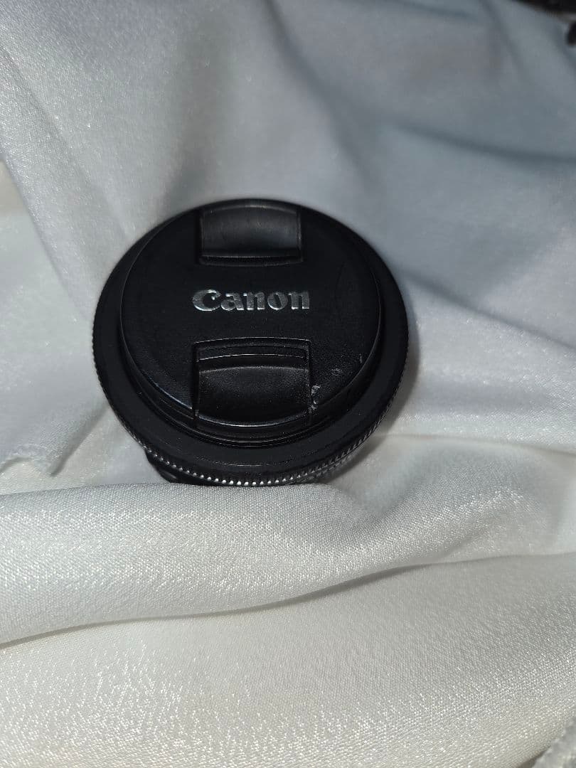 Canon EF-S 24mm f/2.8 STM レンズ 単焦点レンズ