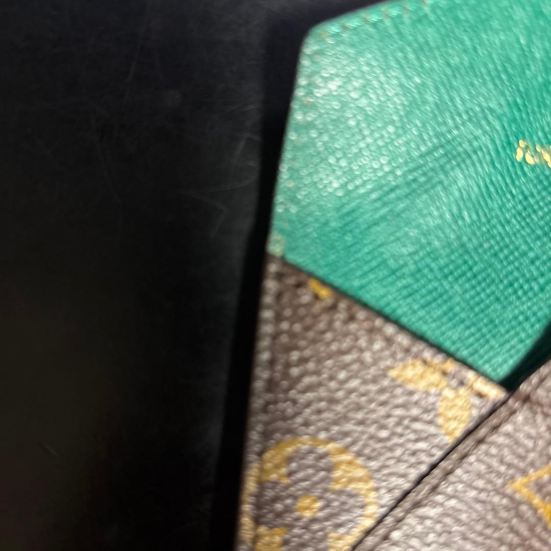 LOUIS VUITTONケース