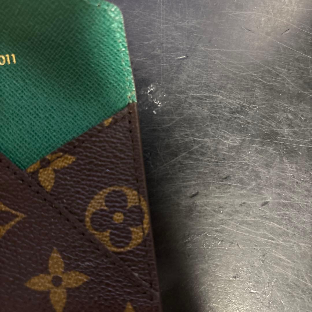 LOUIS VUITTONケース