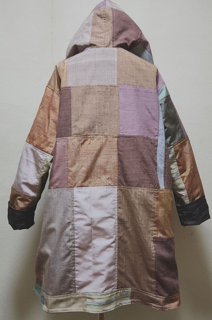 正絹7マルキ大島紬面と無地紬パッチワーク面のリバーシブルWフ－ドコ－ト