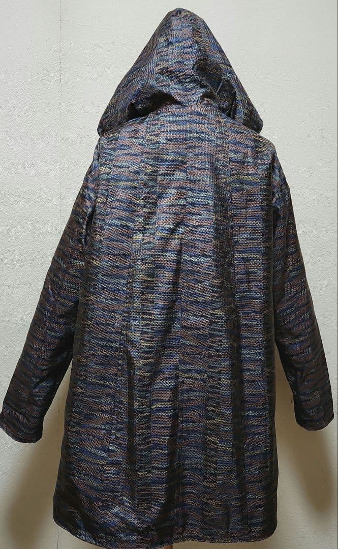 正絹7マルキ大島紬面と無地紬パッチワーク面のリバーシブルWフ－ドコ－ト