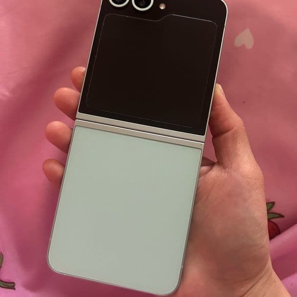 スマートフォン本体 Galaxy flip 6