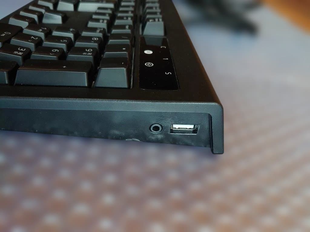 Razer BlackWidow Chroma V2 黄軸 メカニカルキーボード