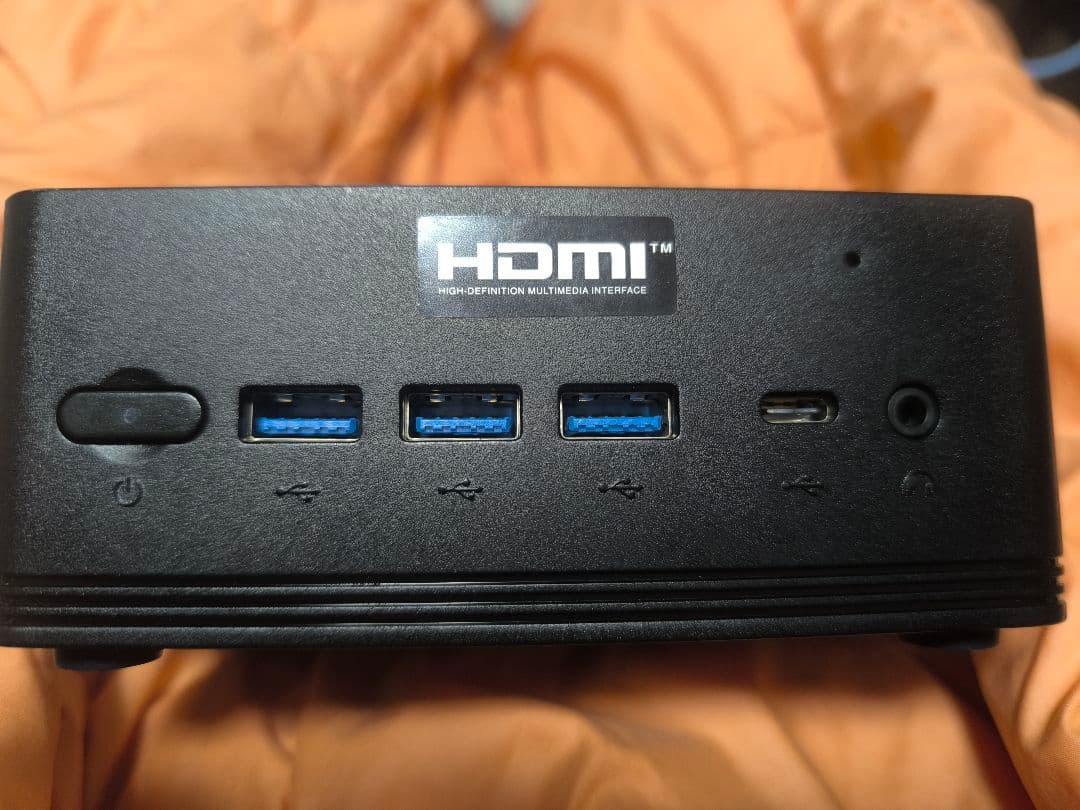 ECS LIVA Z2 メモリ減らして値下げ