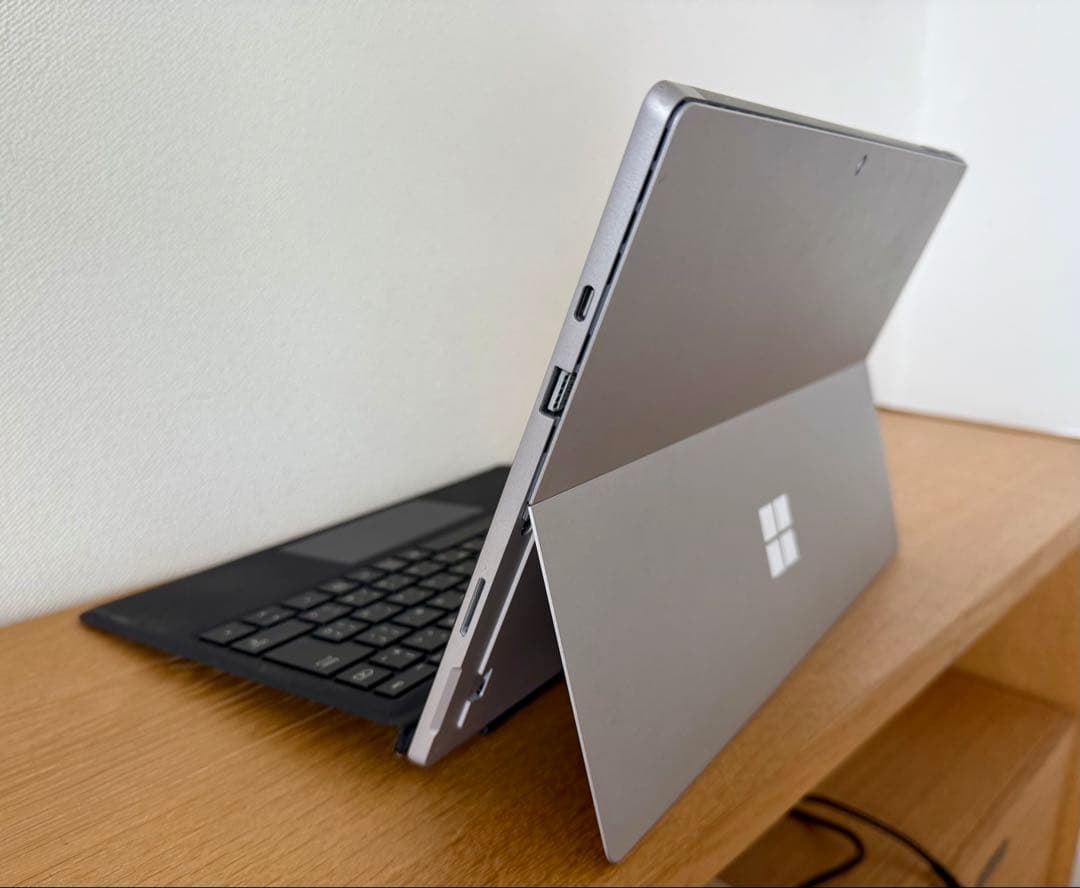 Windowsタブレット本体 Microsoft Surface Pro 7 i5/8GB/128GB