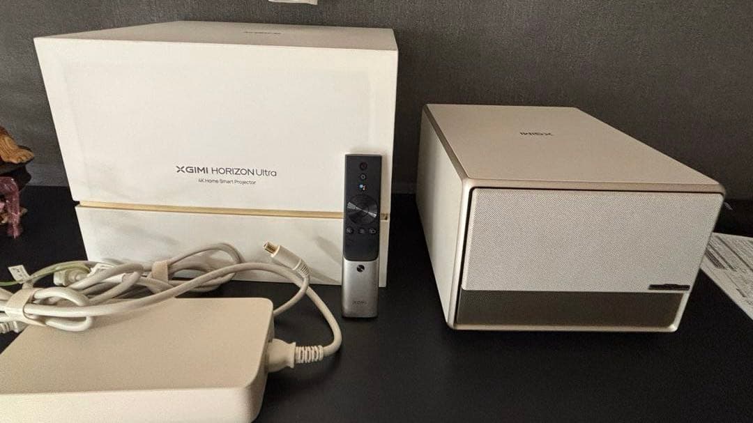 超美品 XGIMI Horizon Ultra 4k プロジェクター 箱付き