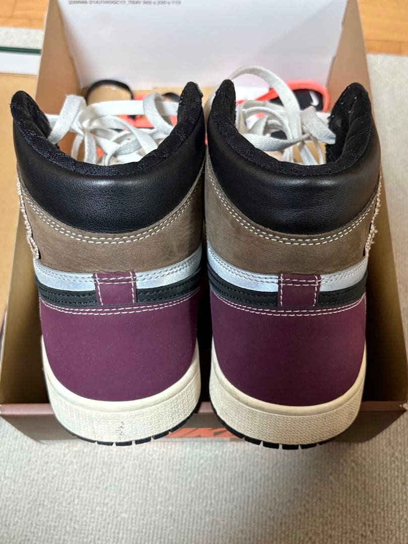 靴 Nike Air Jordan 1 High OG \"Hand Crafted\"