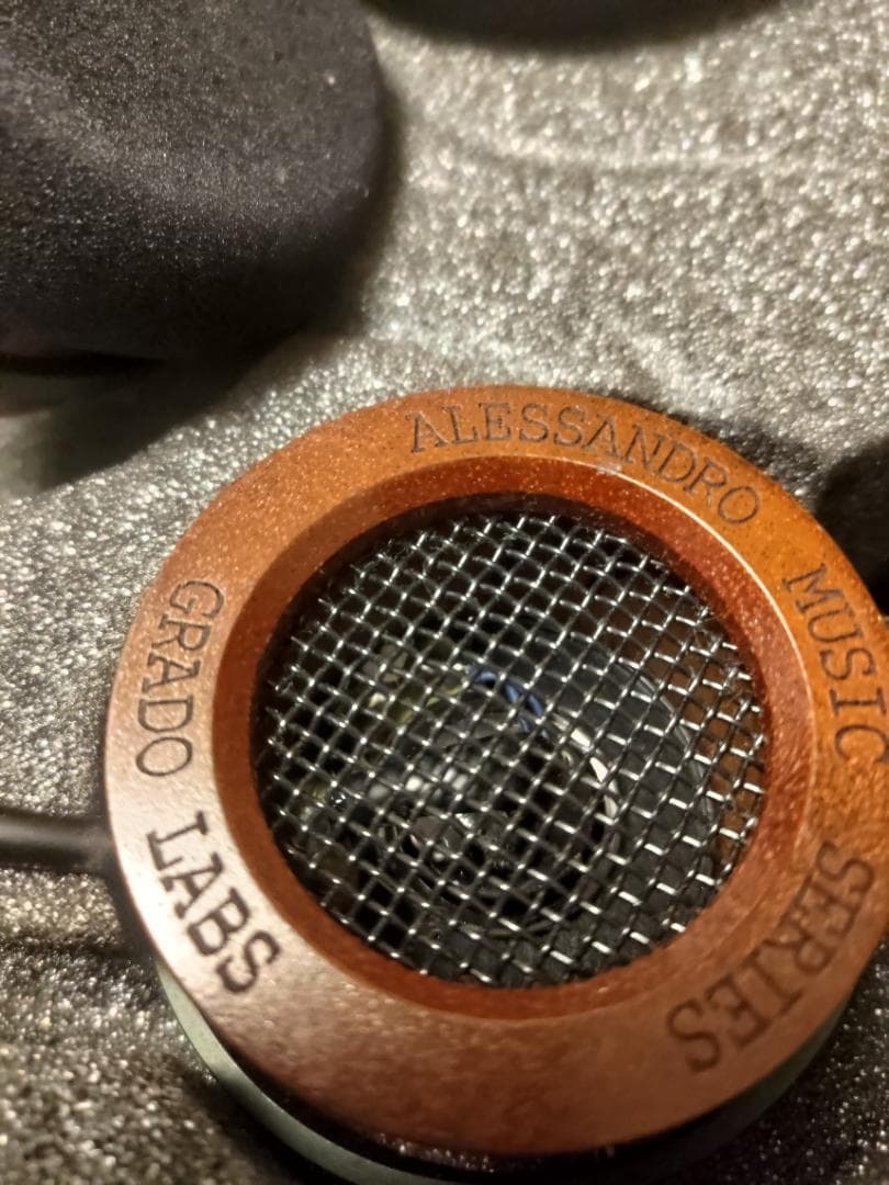 ヘッドホン GRADO ALESSANDRO Music Series Pro