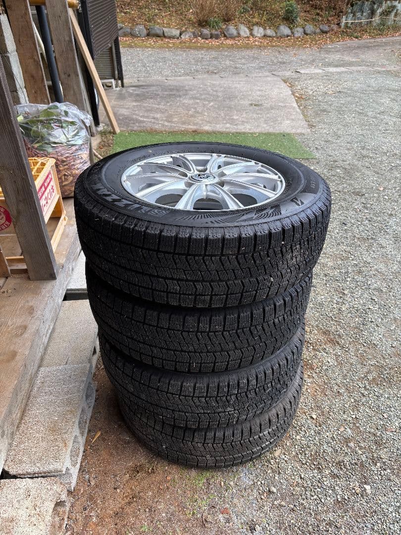 ブリヂストン Blizzak VRX2 15インチ タイヤホイールセット　スノー