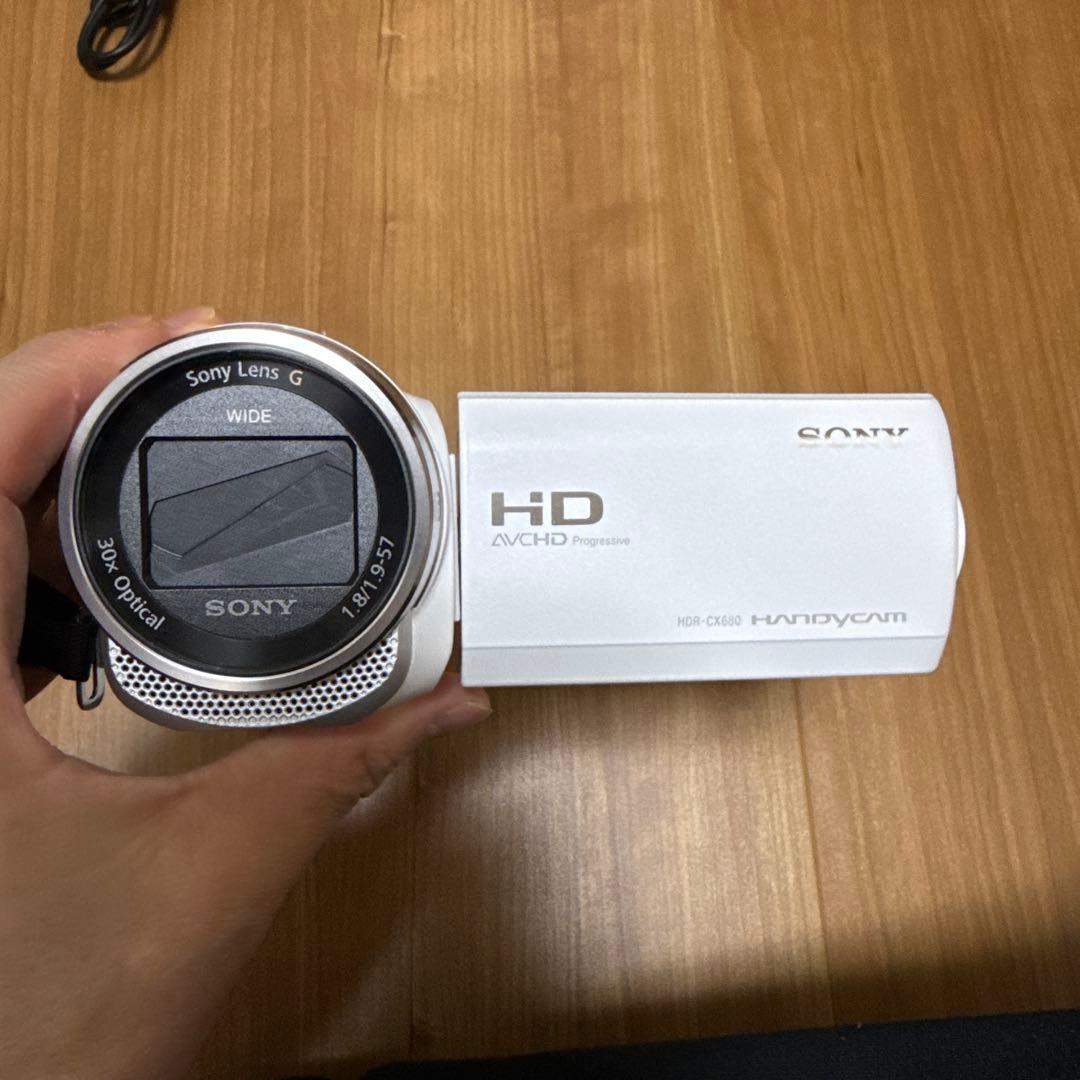 【美品】SONY ビデオカメラ HDR-CX680 ホワイト　ケース付き