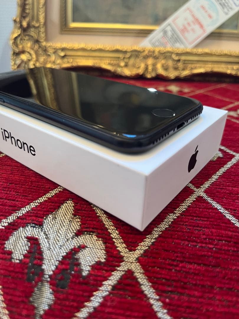 iPhone SE2 64GB 美品 ブラック ios26