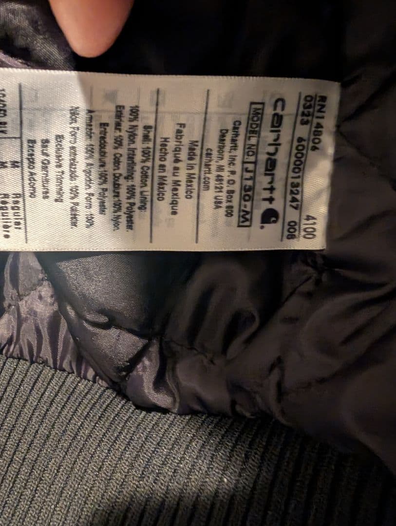 ほぼ新品‼️Carhartt アクティブジャケット Mサイズ ブラック