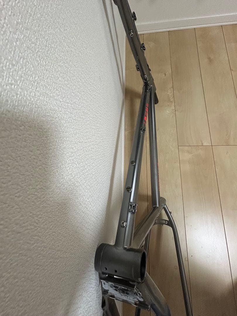 グ*ム様 CRUST BUKES evasion step throw