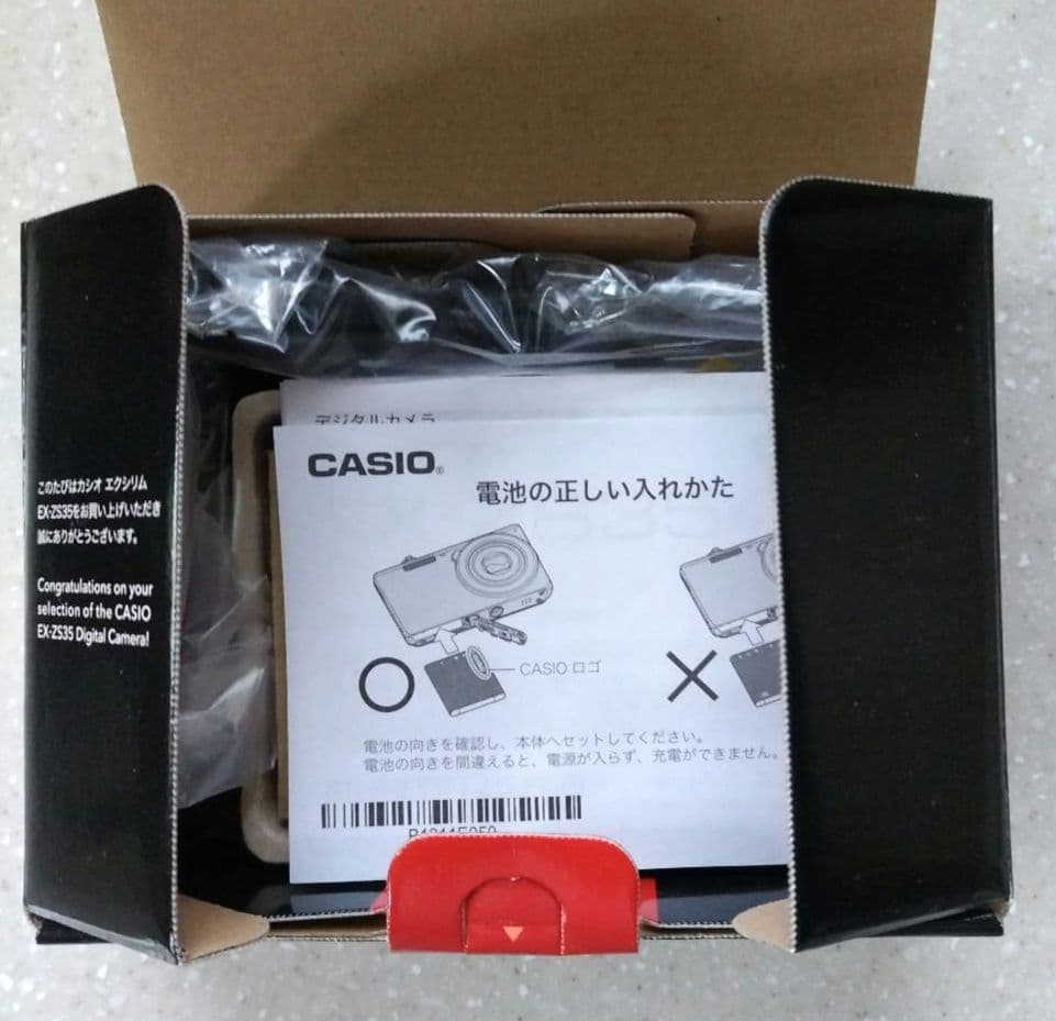 【新品未使用】CASIO EXILIM EX-ZS35 ピンク