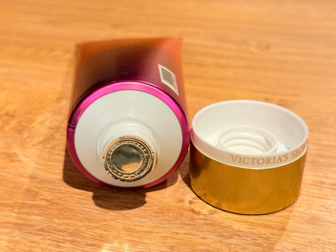 新品Victoria’s Secretボディクリーム4本セット