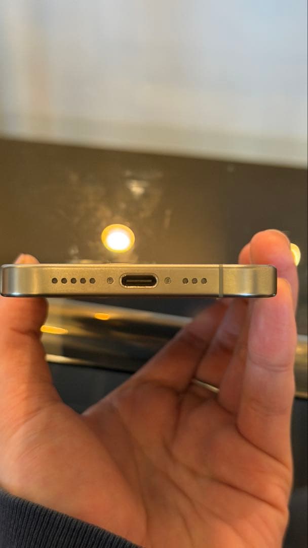 日本版Apple iPhone 15 Pro 512gb ナチュラルチタニウム