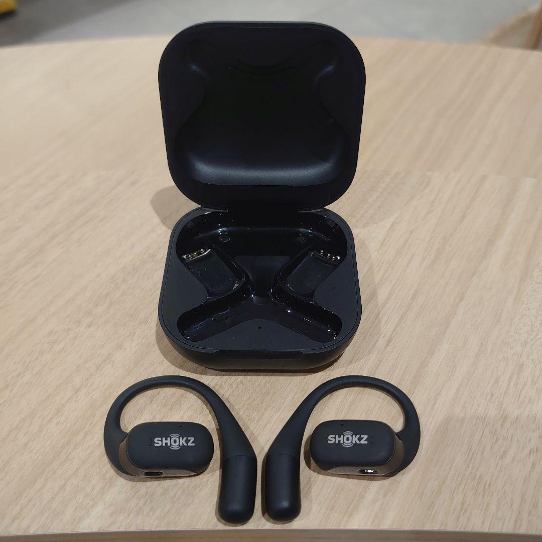 K*e様 SHOKZ オープンフィット ワイヤレスイヤホン ブラック 充電ケース