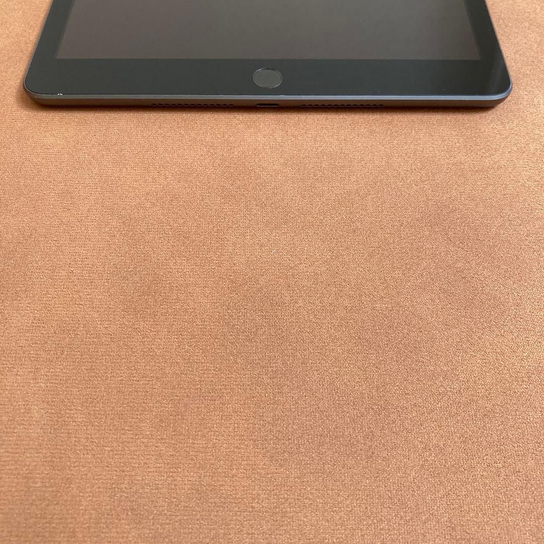2710【早い者勝ち】電池最良好☆iPad7 第7世代 32GB WIFIモデル