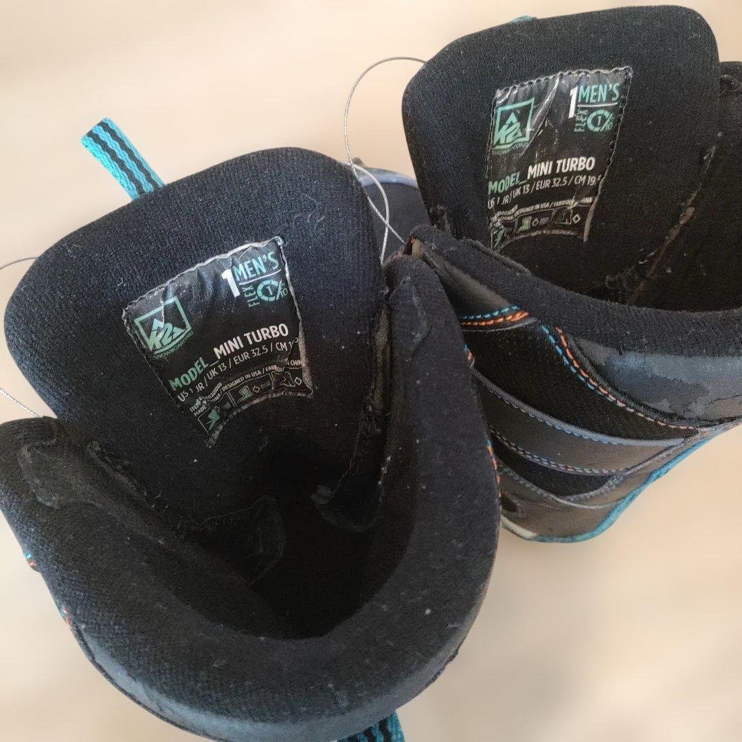 K2 MINI TURBO 100スノーボード ブーツケーツーキッズビンディング