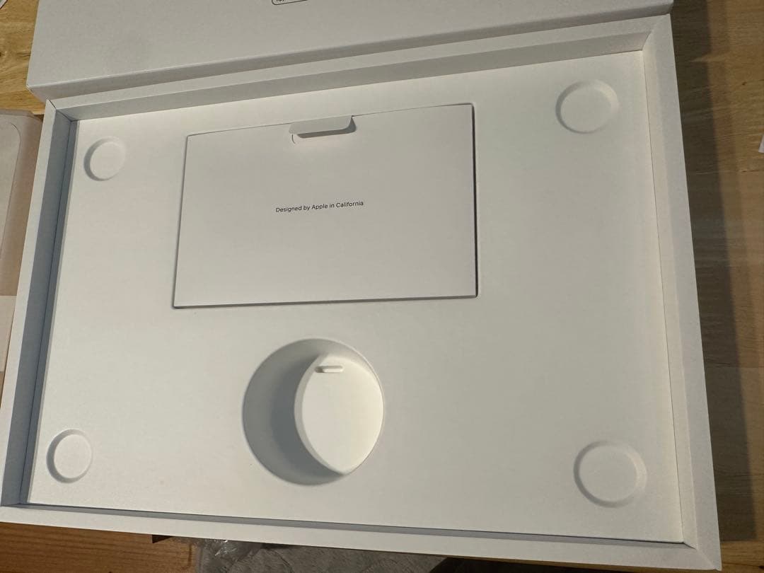 Macbook Air M2 8GB\512GB 13インチ