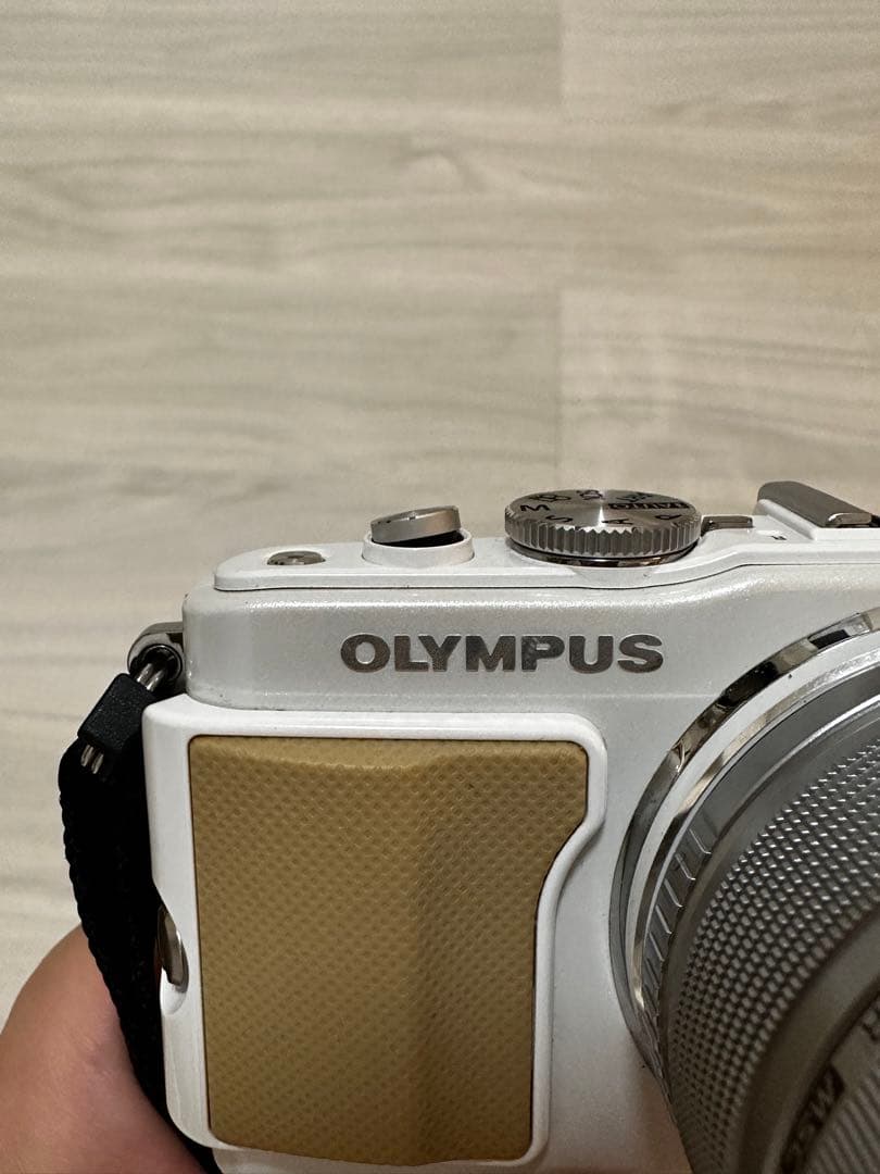 OLYMPUS E-PL6✨高機能ミラーレス一眼レフカメラ❤️スマホ転送OK