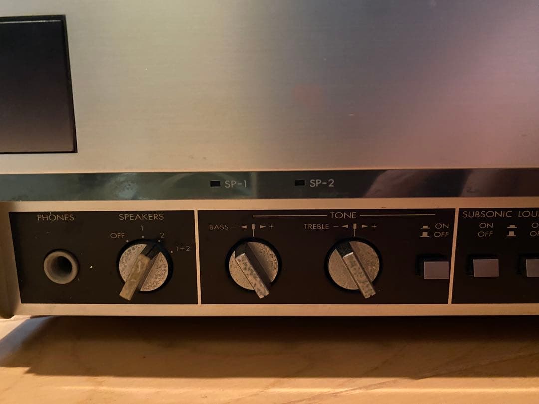 プリメインアンプ　victor 日本製