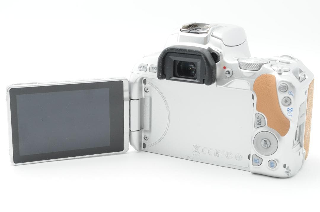 ☆超美品④☆春の大SALE☆ Canon EOS Kiss x9 ダブルレンズ