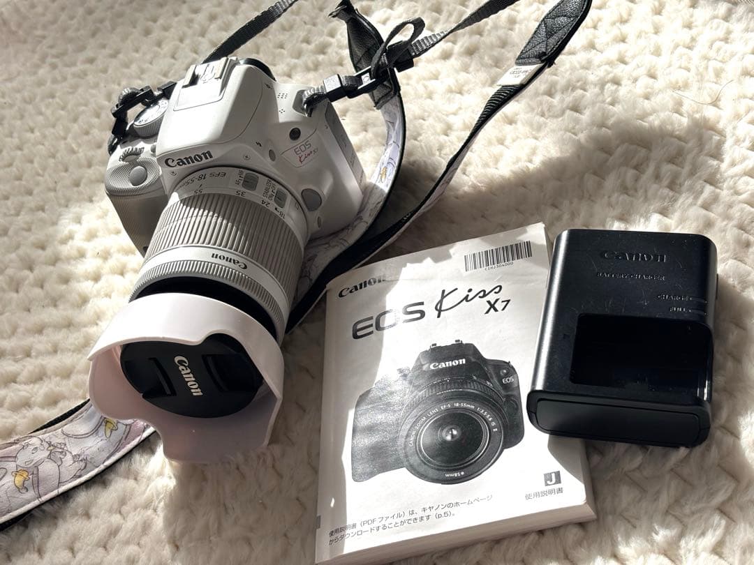 Canon EOS Kiss X7ホワイト 白 一眼レフ