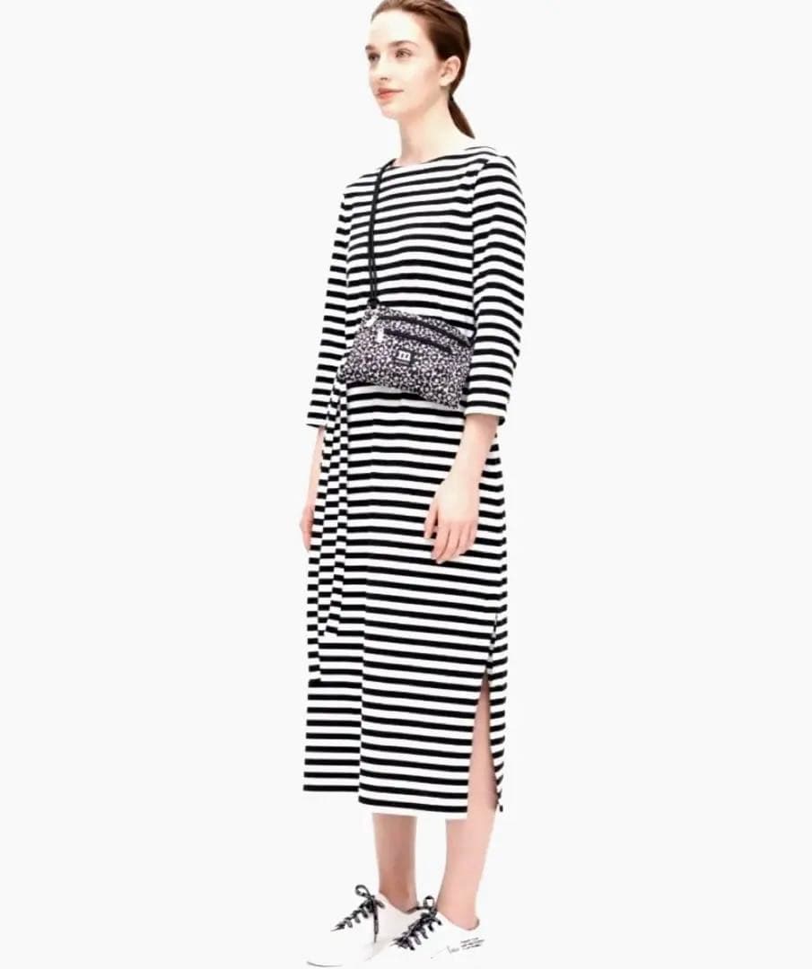 ＝新品未使用＆廃盤品＝人気完売品　マリメッコ　marimekko トラベルポーチ