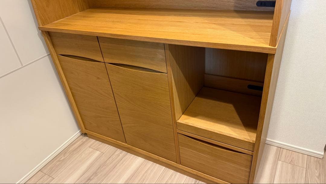 unico SIGNE北欧キッチン収納、食器棚、廃盤　横幅1190mm