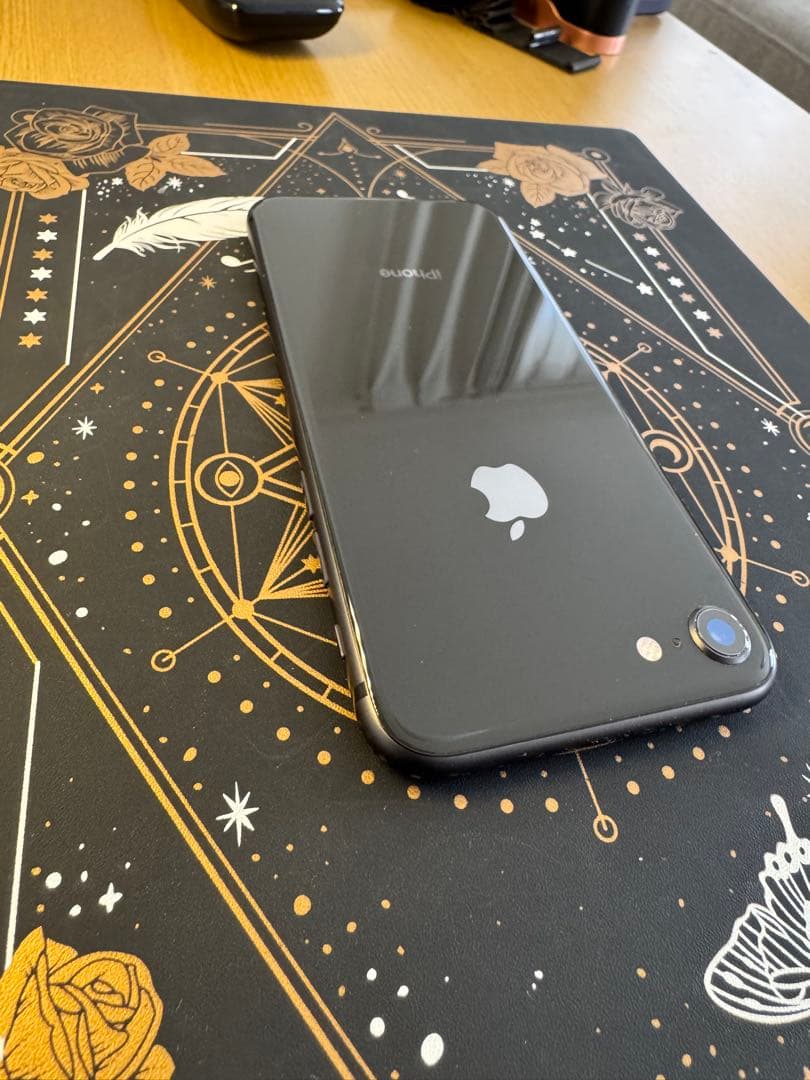 【美品】 iPhone8 【SIMフリー】