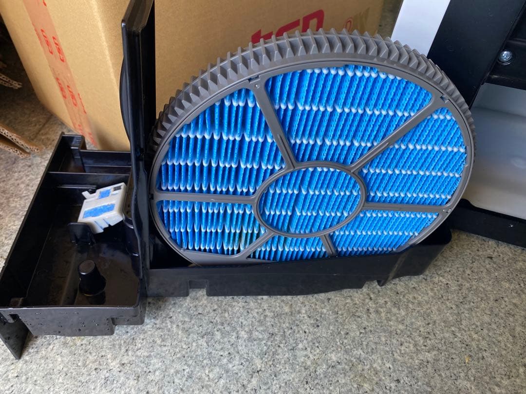 SHARP 空気清浄機 除湿 加湿 除加湿空気清浄機 KC-HD70