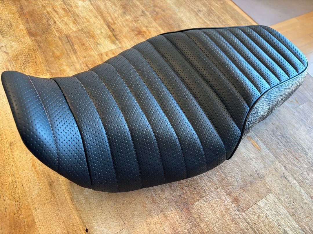 ホンダ　グロム　タックロール　ヘビ柄　純正シート GROM MSX jc61