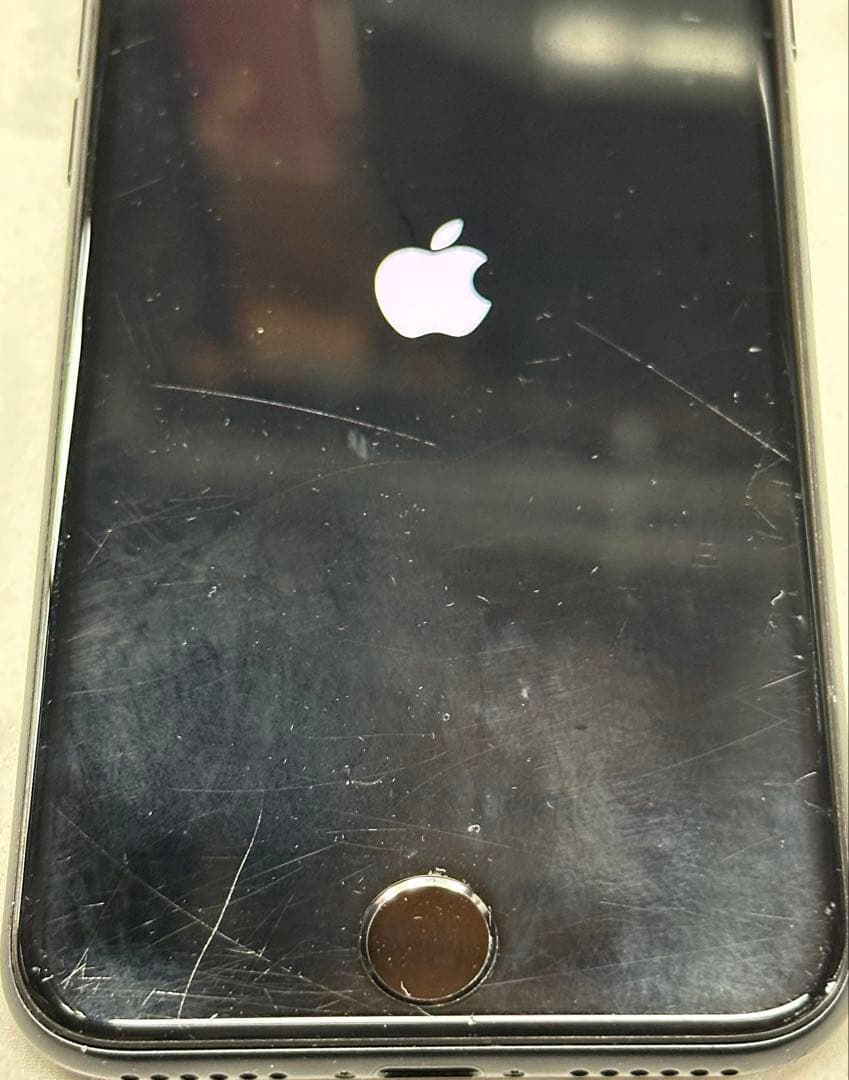 iPhone SE2 64GB ブラック SIMフリー 本体 中古品