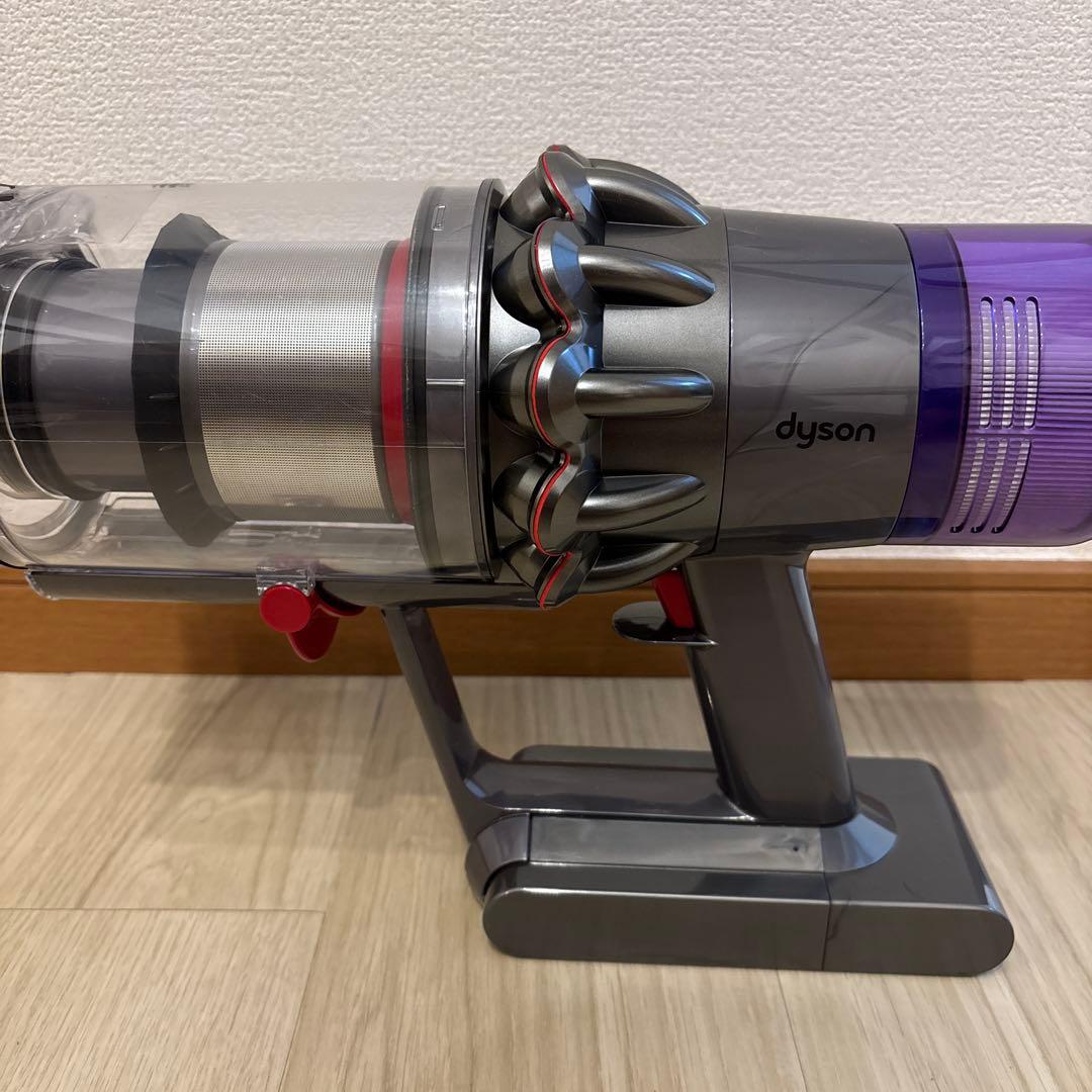 【動作品】 ダイソン V11 SV14　純正スタンド/バッテリー 付属品多数！