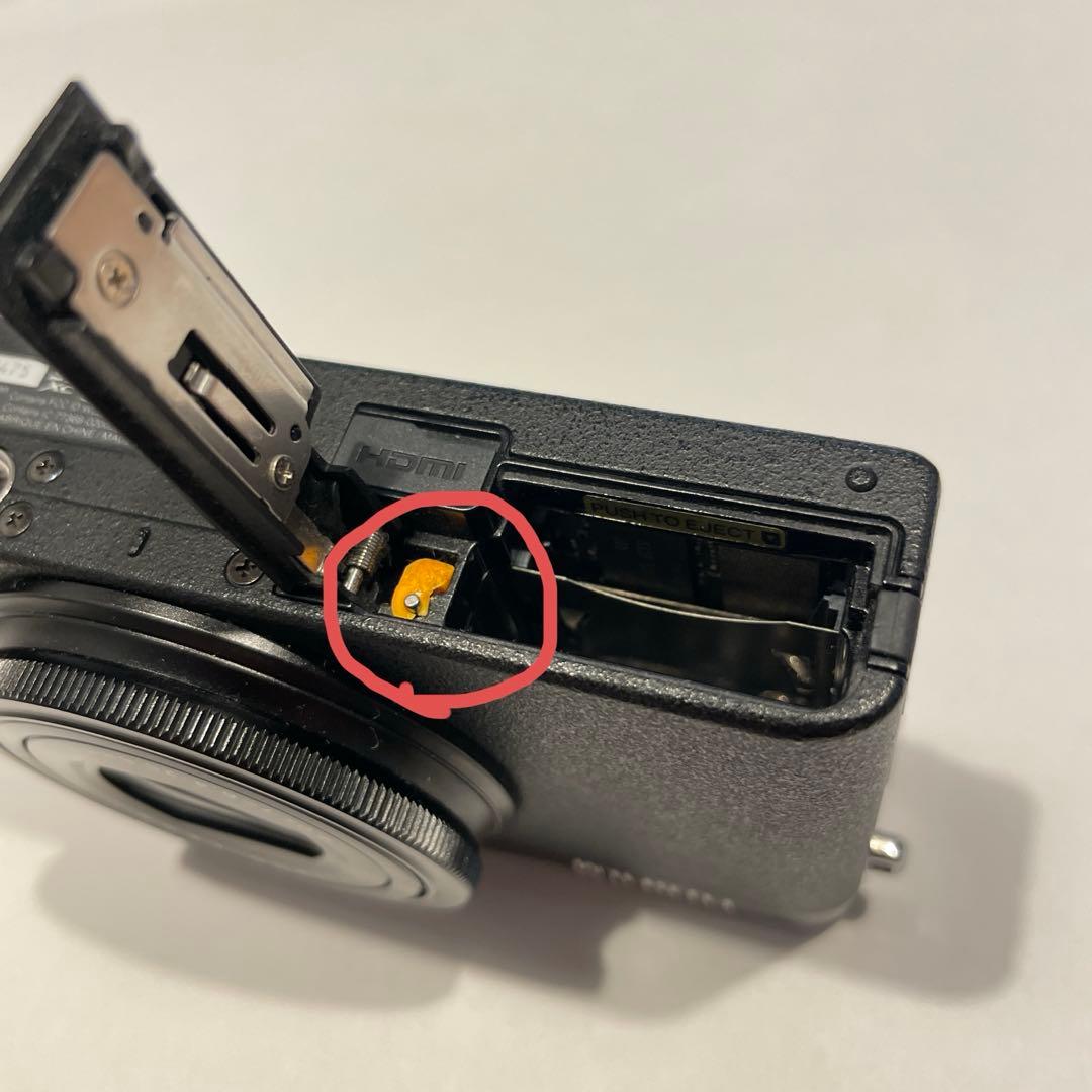 FUJIFILM XQ1 コンデジ