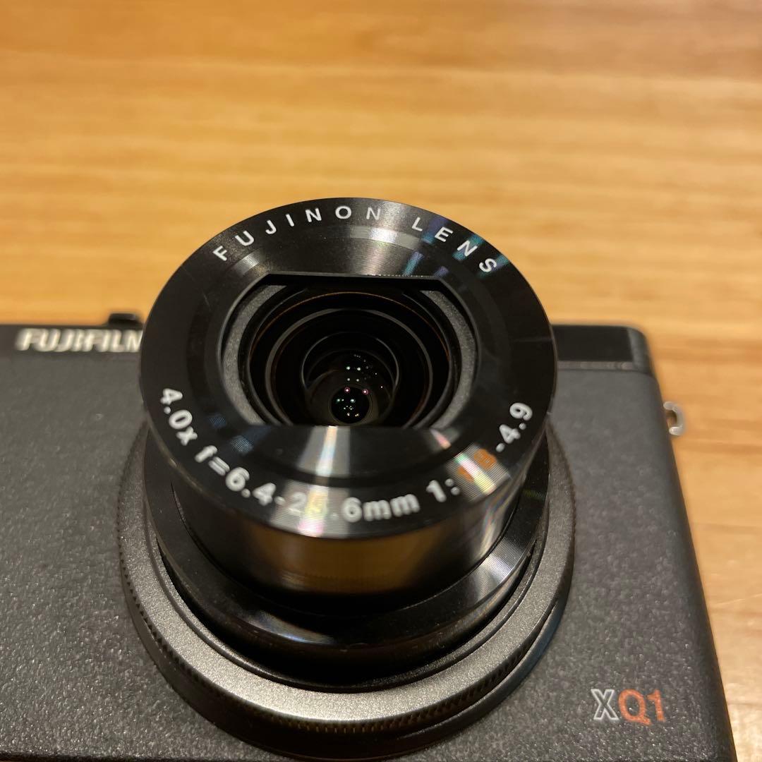 FUJIFILM XQ1 コンデジ