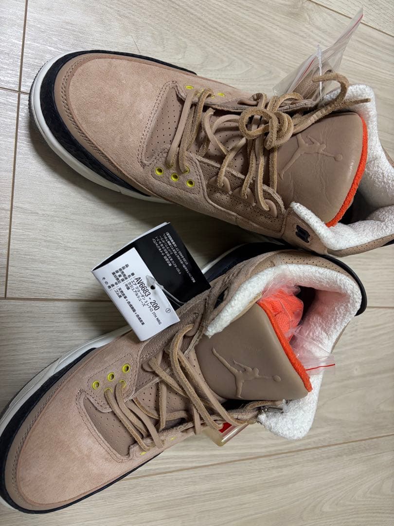 Air Jordan 3 ベージュ スニーカー