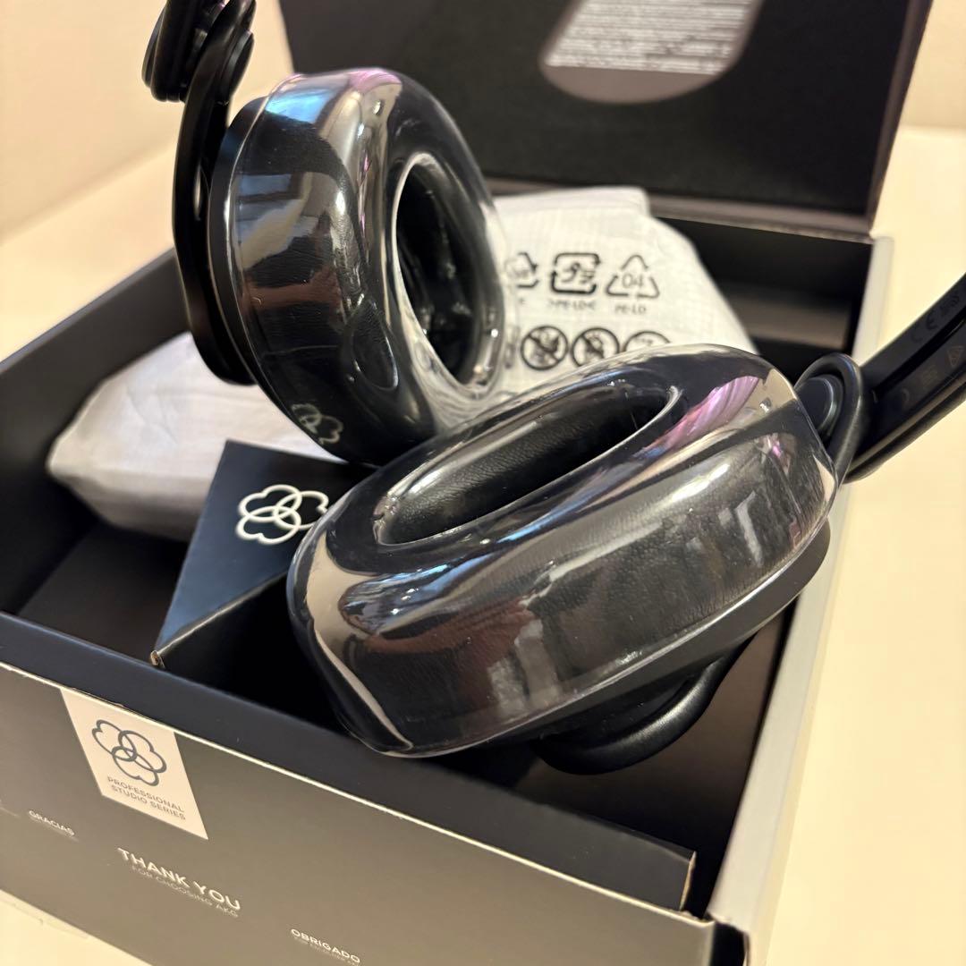 ヘッドホン AKG K371-BT