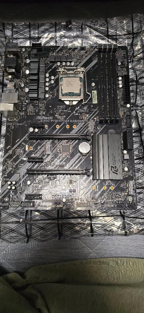 Intel i7-9700K + ASRock Z390 マザーボード