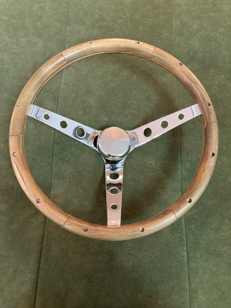 グラントウッドステアリング　フルセット　ステアリングホイール　ムーン旧車　アメ車